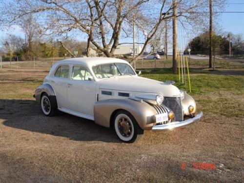 1940-Cadillac
