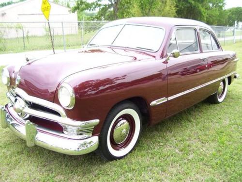 1950-Ford-2-Door